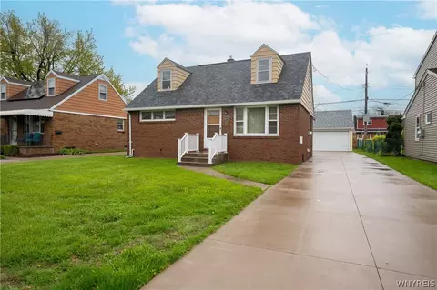 279 N Pleasant Pkwy, Cheektowaga, NY 14206