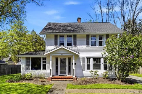 466 South St, Aurora, NY 14052
