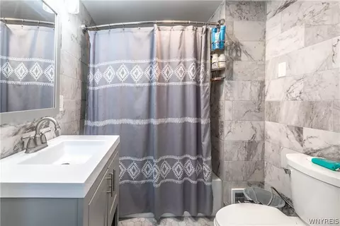 Bath - 9 Hamlin Rd, Buffalo, NY 14208 photo 2 of 3