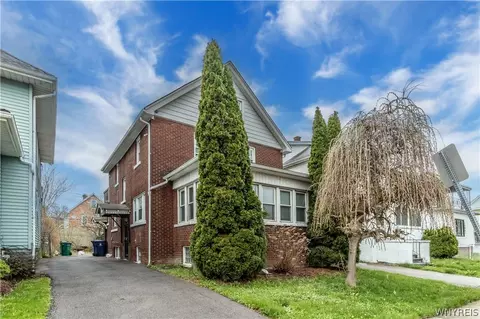 9 Hamlin Rd, Buffalo, NY 14208