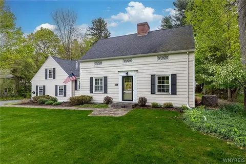 4379 Freeman Rd, Orchard Park, NY 14127