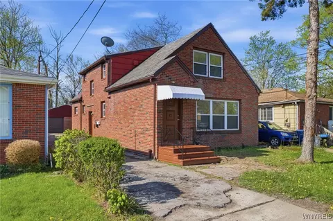 15 Dartmouth Ave, Buffalo, NY 14215