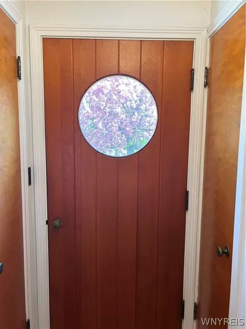 Entry Way - 844 Delaware Rd, Buffalo, NY 14223 photo 1 of 3