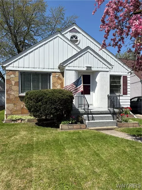 844 Delaware Rd, Buffalo, NY 14223