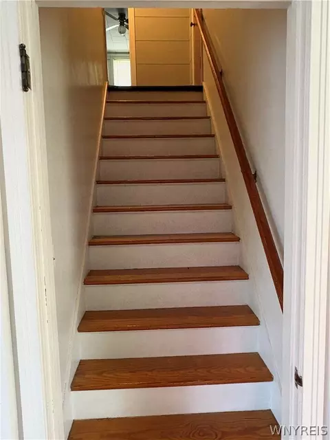 Entry Way - 844 Delaware Rd, Buffalo, NY 14223 photo 3 of 3