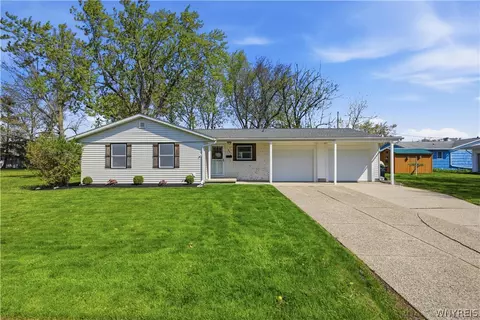 15 Green Ct, Tonawanda, NY 14150
