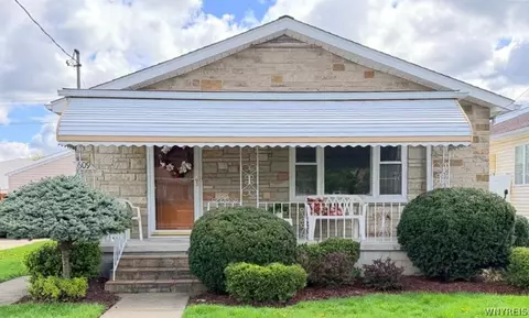 609 27th St, Niagara Falls, NY 14301