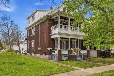 2233 Welch Ave, Niagara Falls, NY 14303