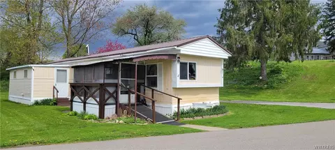 6650 Olean Lot Apt 36 Rd, Wales, NY 14139