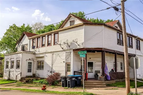 2092 Spruce St, North Collins, NY 14111