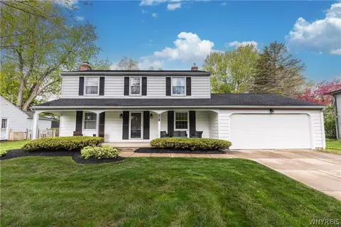 58 Fox Chapel Rd, Amherst, NY 14221