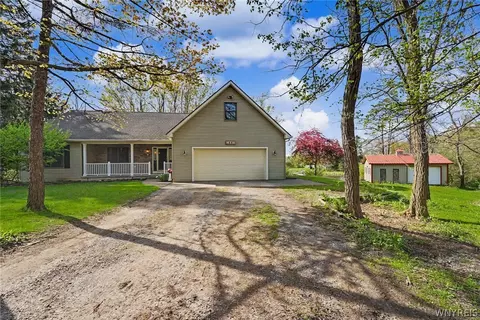 86 Little Lake Rd, Bennington, NY 14004