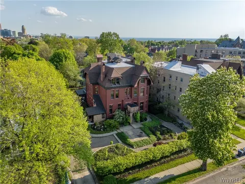 282 North St, Buffalo, NY 14201