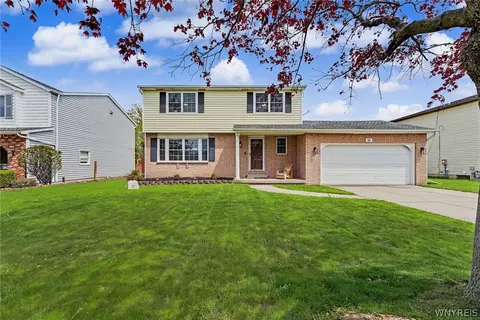 51 Tracy Lynn Ln, West Seneca, NY 14224