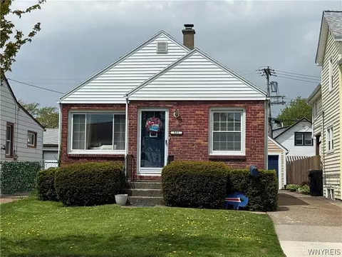 321 Washington Ave, Kenmore, NY 14217