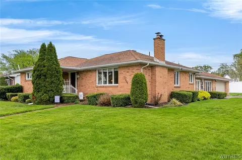 205 Glencove Rd, Buffalo, NY 14223