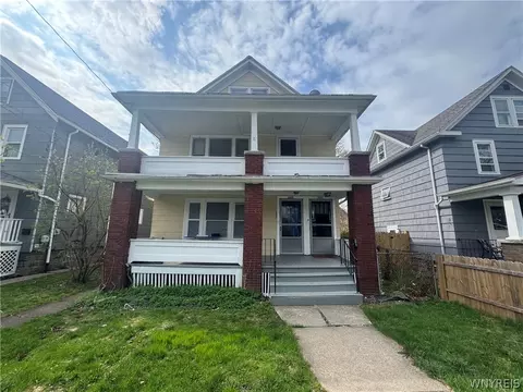 2419 Whitney Ave, Niagara Falls, NY 14301