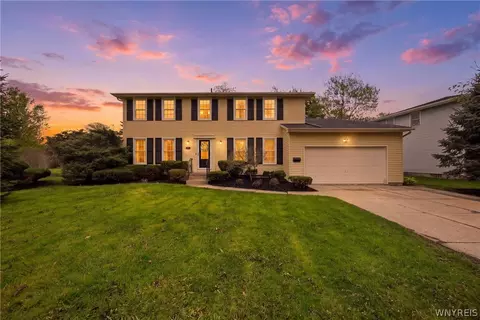 169 Presidents Walk, Amherst, NY 14221