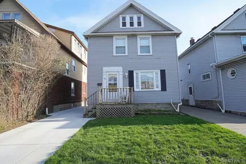 170 W Hazeltine Ave N, Kenmore, NY 14217