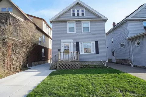 170 W Hazeltine Ave N, Kenmore, NY 14217