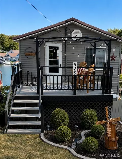328 Lakeview Blvd, Delevan, NY 14042