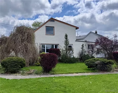 4801 N Bailey Ave, Amherst, NY 14226
