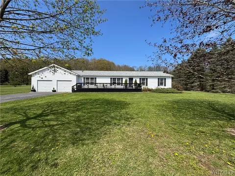 995 State Highway 166, Middlefield, NY 13326