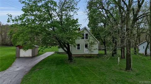 994 Ridge Rd, Lewiston, NY 14092