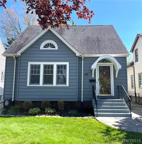 93 Narragansett Rd, Buffalo, NY 14220