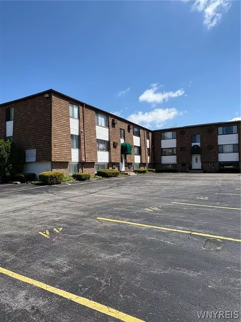 51 S 86th St #9A, Niagara Falls, NY 14304