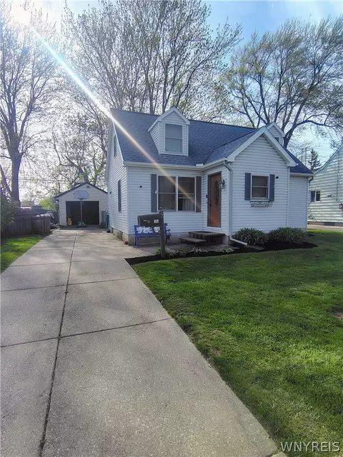 57 Elaine Ct, Cheektowaga, NY 14225