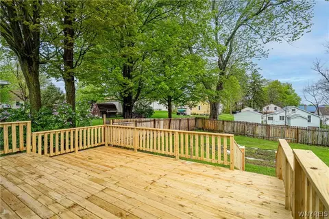 Exterior - 17 Oatman Ave, Evans, NY 14006 photo 11 of 13