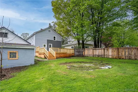 Exterior - 17 Oatman Ave, Evans, NY 14006 photo 8 of 13