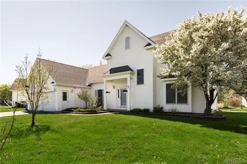 381 Old Country Rd, Greece, NY 14612