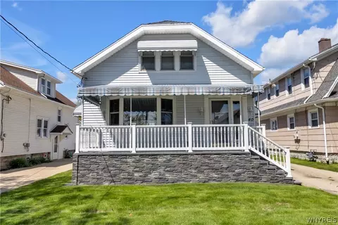 40 Shenandoah Rd, Buffalo, NY 14220