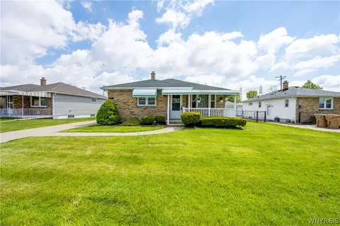 71 Laura Ct, Cheektowaga, NY 14227
