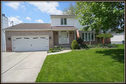 162 Angle Rd, West Seneca, NY 14224