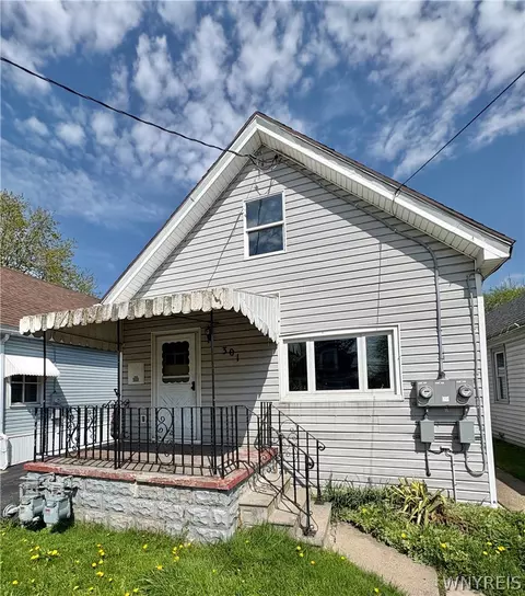 301 Davey St, Buffalo, NY 14206