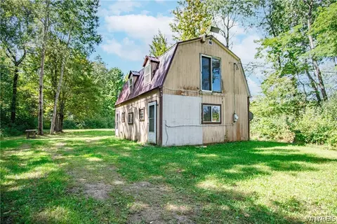 6449 Lawson Rd, Mayville, NY 14757