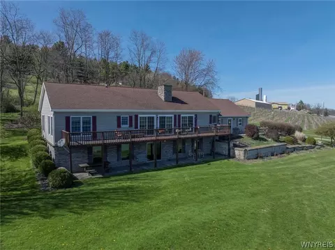 8781 Greyton H Taylor Memorial Dr, Urbana, NY 14840