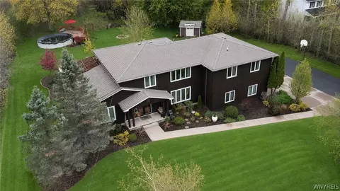 1731 Huth Rd, Grand Island, NY 14072