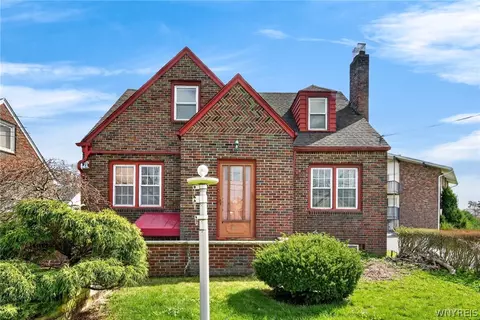 841 Cleveland Dr, Cheektowaga, NY 14225