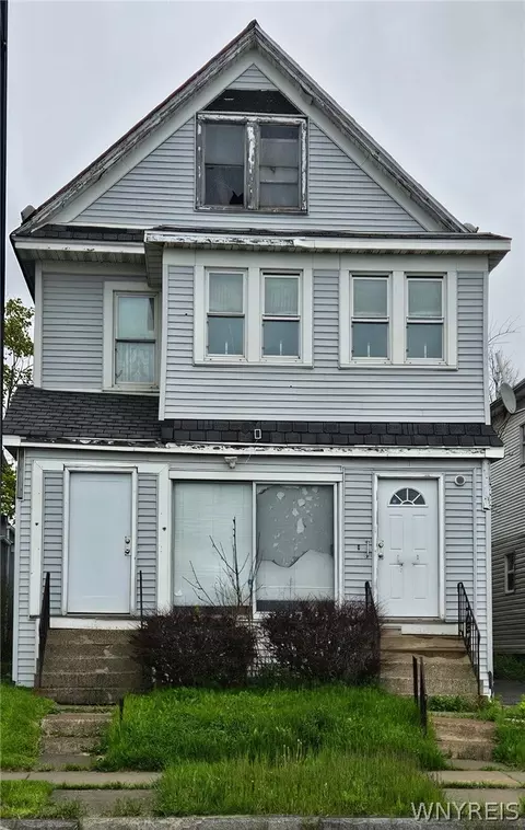 2467 Niagara St, Buffalo, NY 14207