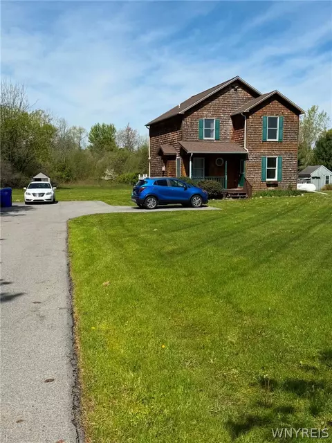 3454 Murphy Rd, Newfane, NY 14108