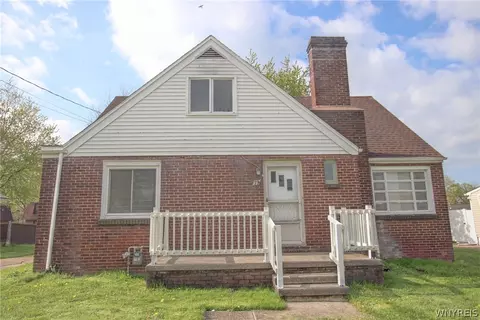79 Martin Rd, Lackawanna, NY 14218