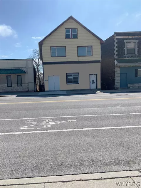 503-505 Ridge Rd, Lackawanna, NY 14218
