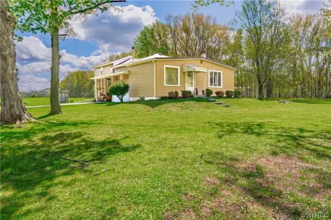 1659 Carmen Rd, Somerset, NY 14012
