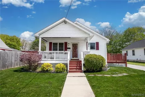 31 Johnson St, Buffalo, NY 14212