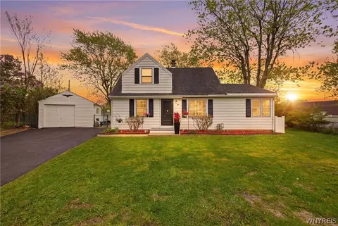 9 Willow Ct, Cheektowaga, NY 14225