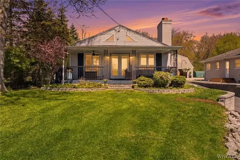2296 E River Rd, Grand Island, NY 14072